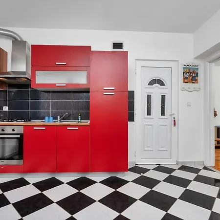 Vele Lägenhet Makarska