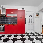 Vele Appartement Makarska