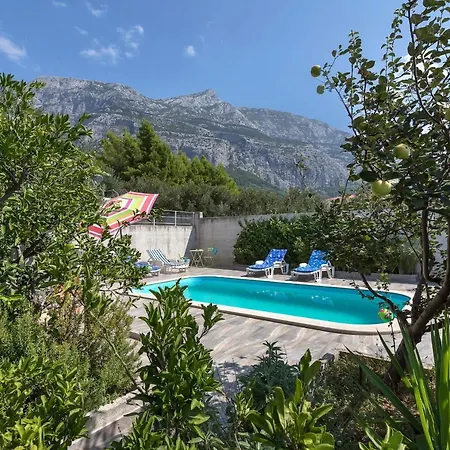 Vele Makarska