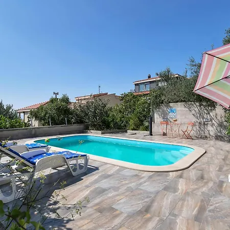 Vele Апартаменты *